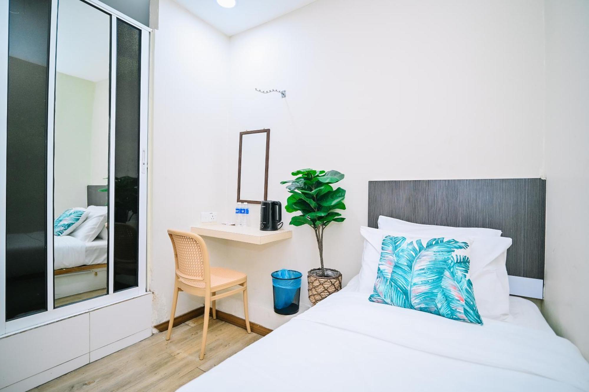 Hotel Swing & Pillows - My Wangsa Maju